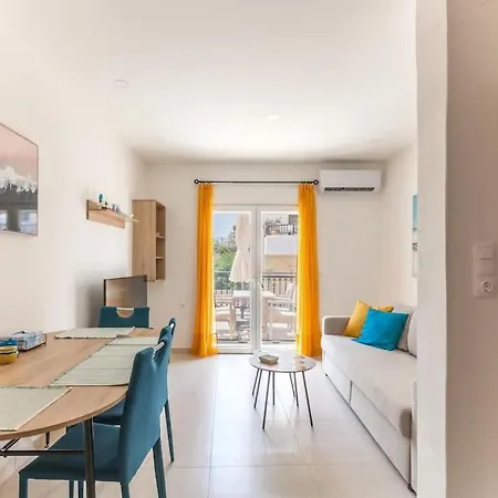 View & Value Two-bedroom Appartamento Candia