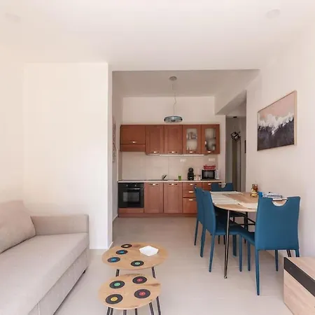 View & Value Two-bedroom * Candia